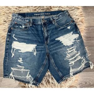American Eagle women’s distressed low-rise baggy shorts